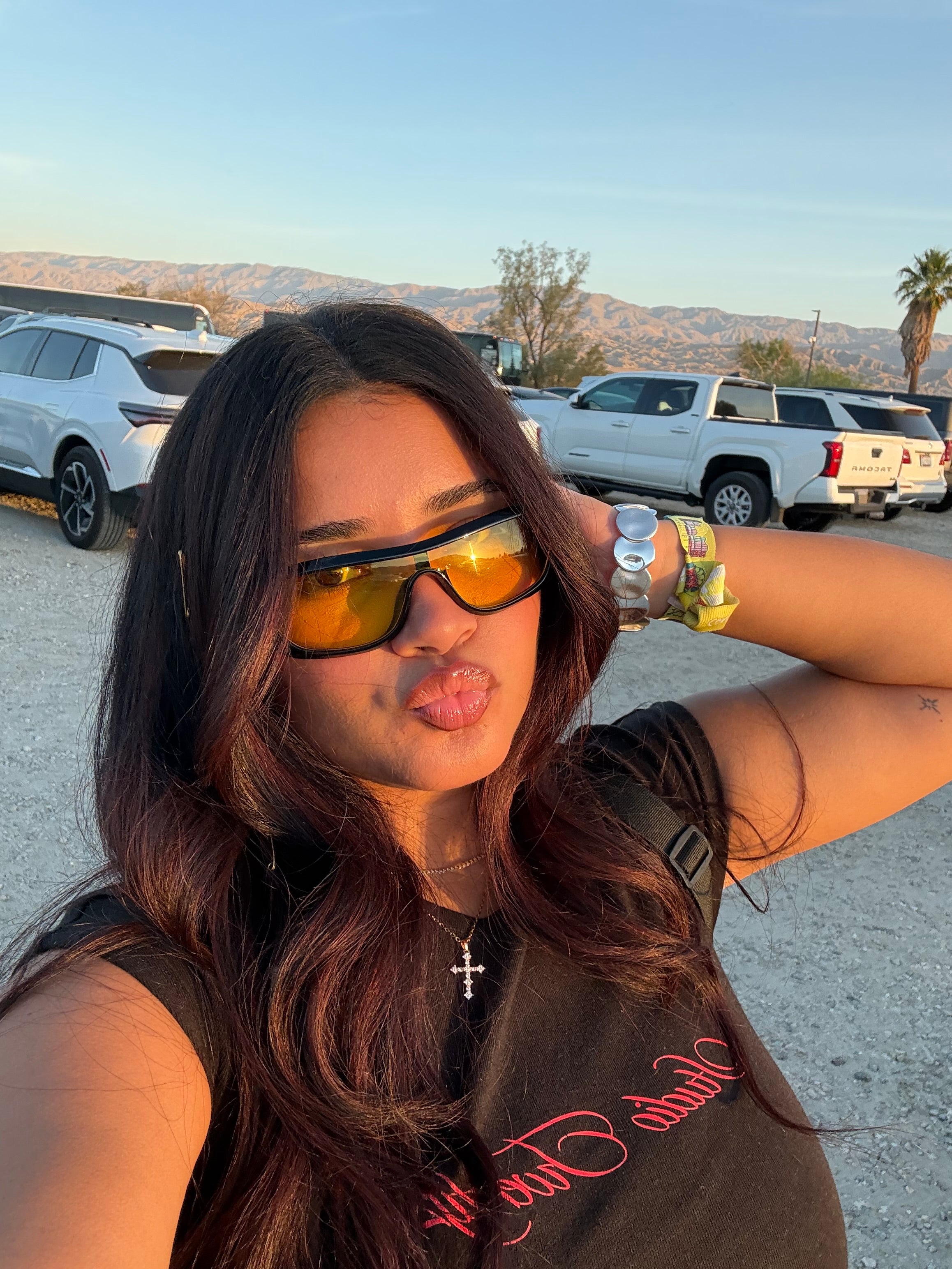 Shades 001| Sol